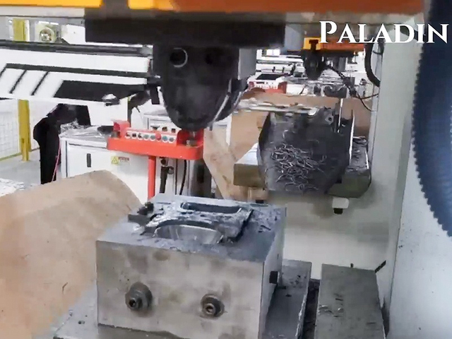 Compa&ntilde;&iacute;a04